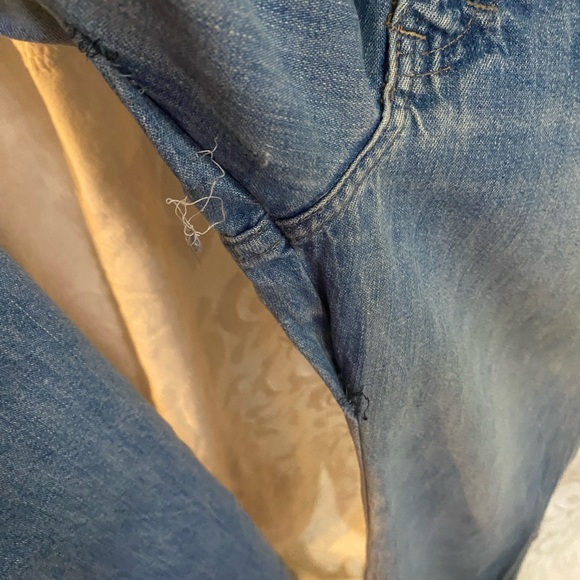 Vintage 1970s Light Blue Frayed Wide-Leg Jeans - Picture 5 of 13